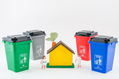 垃圾分类能够提高垃圾的资源价值和经济价值，达到保护环境、变废为宝的目的。