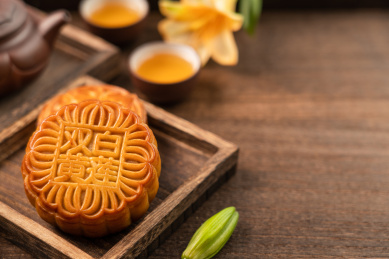 中国传统节日中秋节美食——月饼、茶