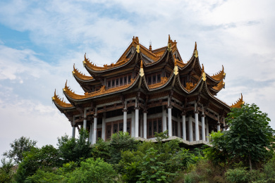中国安徽省蚌埠市锥子山栖岩寺风光