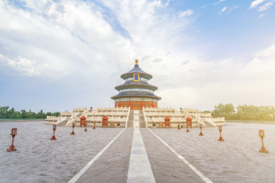 阳光下的中国北京天坛祈年殿