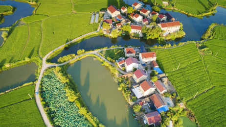 航拍中国安徽宣城市江南夏日田园风光