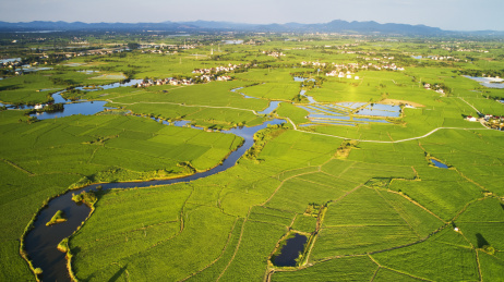 航拍中国安徽宣城市江南夏日田园风光