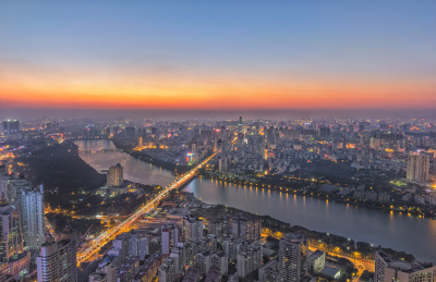 广西南宁夕阳鸟瞰城市天际线