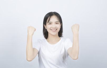 高清无背景日系短发女生加油打气