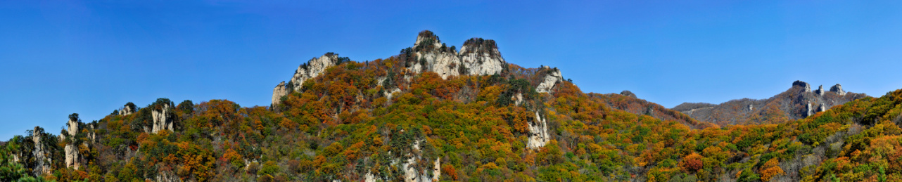 中国辽宁丹东宽甸天桥沟秋景