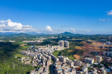 建设中的广东茂名高州城市社区