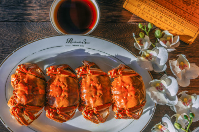  新鲜肥美可口的阳澄湖大闸蟹