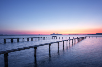 中国湖北武汉大学凌波门