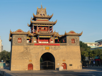 中国宁夏回族自治区银川市鼓楼古建筑风光