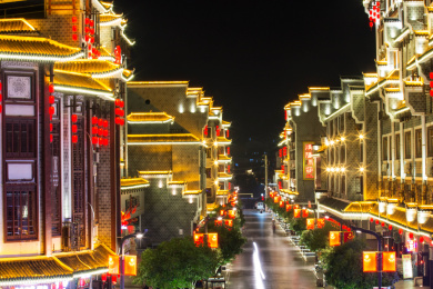 湖南永州零陵古城人民路夜景