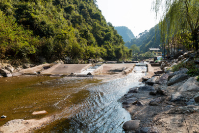 秋日阳光下的湖南永州江永小古源风光