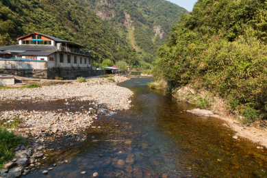 秋日阳光下的湖南永州江永小古源风光