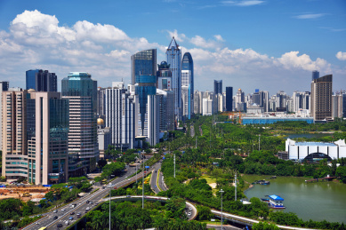 海南海口滨海城市建筑风光