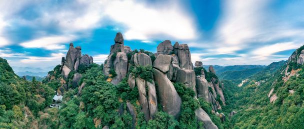 中国福建省宁德市太姥山的航拍全景风光