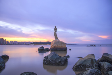 广东珠海香洲区情侣路珠海渔女