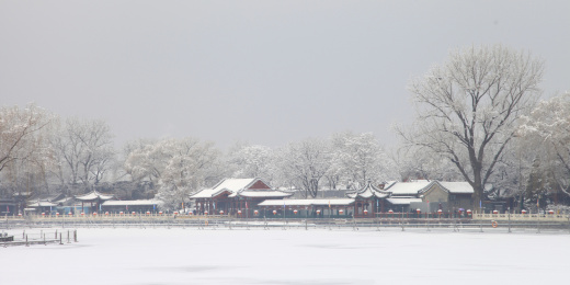 中国北京什刹海的冬日雪景