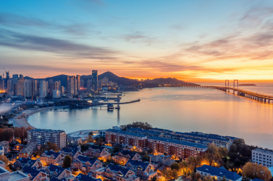 中国辽宁大连星海湾日出