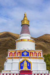 中国四川省甘孜州康定市新都桥镇白塔