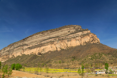 中国山西省长治黎城洗耳泉景区旁边的茶壶山