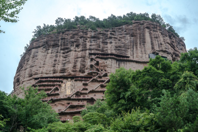 中国甘肃省天水市麦积山石窟景观