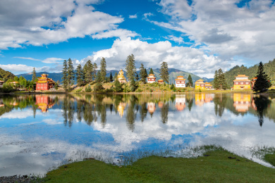 中国四川省甘孜州措卡湖