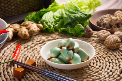 传统美食腊八蒜