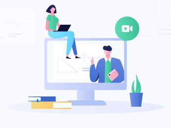 在线学习的女士听老师讲课