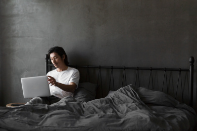 在家办公的商务人士