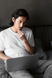 在家办公的商务人士