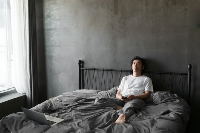 在家办公的商务人士