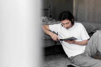 在家办公的商务人士