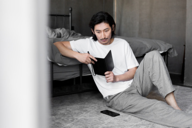 在家办公的商务人士