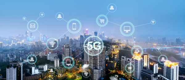 5G网络数字全息图与城市背景下的物联网