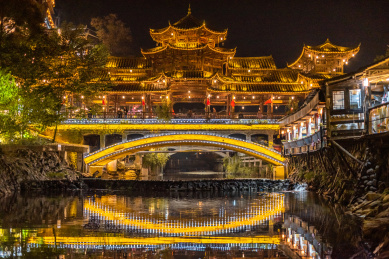 西江千户苗寨夜景