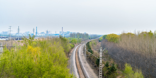 中国辽宁铁岭高架桥铁路