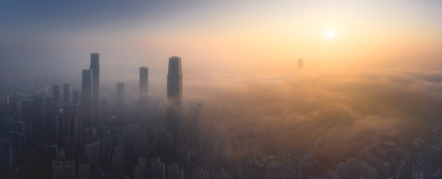 广西省南宁市万象城航拍日出平流雾城市天际