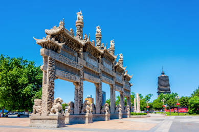 中国辽宁辽阳城市风光