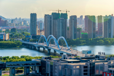 中国辽宁辽阳太子河新运大桥