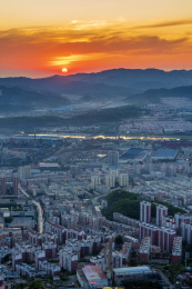 中国辽宁本溪日暮风光