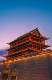 傍晚的甘肃武威南城门