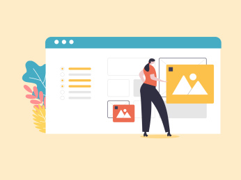 女生在浏览网页图片