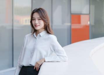 自信的商务女士