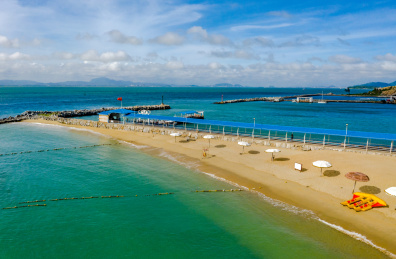 中国广东省茂名市电白区博贺镇放鸡岛