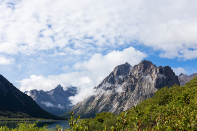青海年宝玉则风景区风光