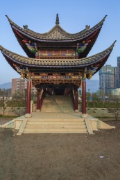 云南临沧玉龙湖公园景观