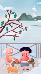 在炎热的夏天爷爷看着男孩大口吃西瓜