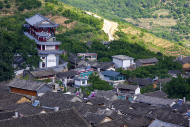 云南临沧市凤庆县鲁史古镇的全景