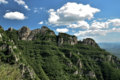 河北省保定市涞源县白石山风景区