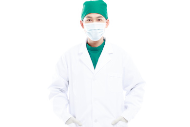 白色背景前的医护人员