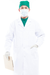 白色背景前的医护人员